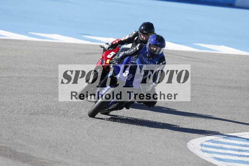 /02 28.-31.01.2025 Moto Center Thun Jerez/gruen-green/38